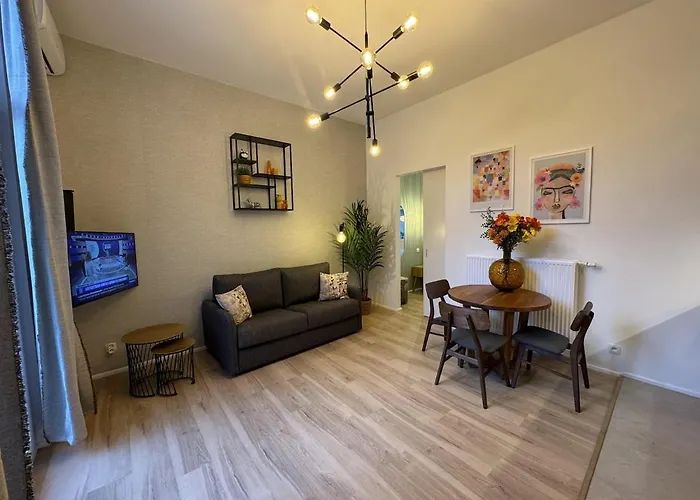 Luxury Suites Royal By Rikas Hotels
