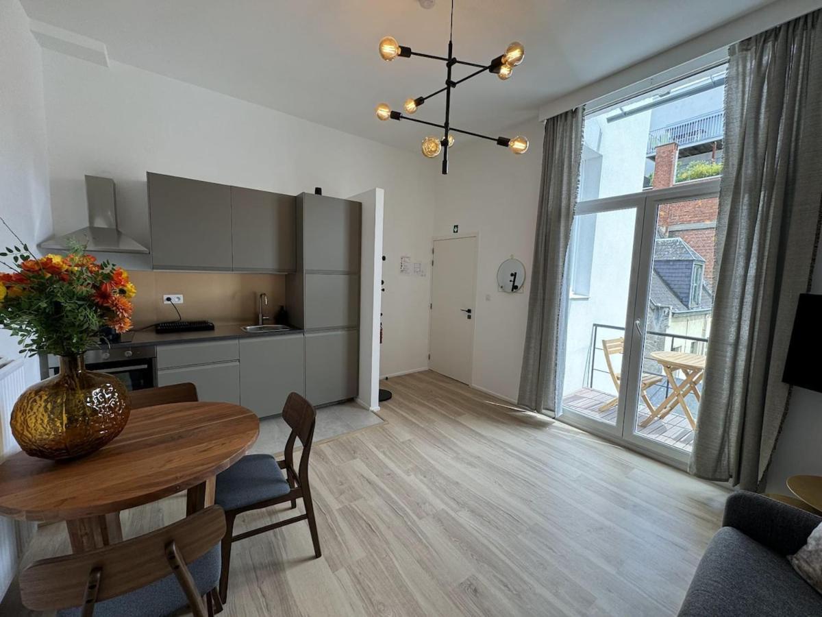 Luxury Royal By Rikas Appartement