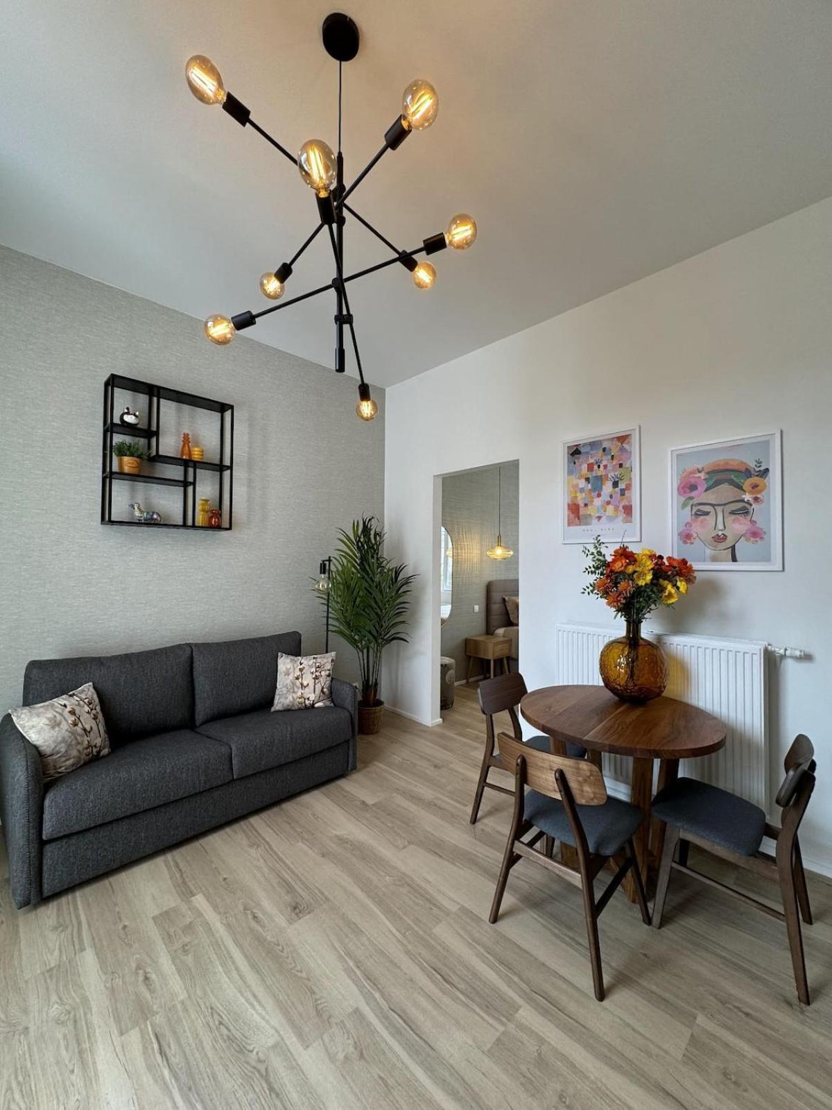 Luxury Royal By Rikas Appartement *