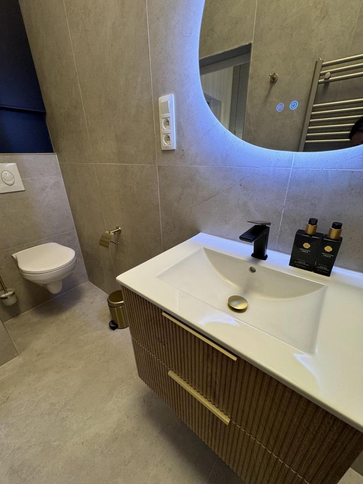Luxury Royal By Rikas